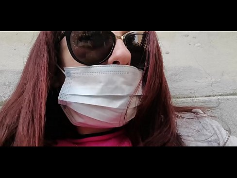 ❤️ Nicoletta gets revenge on her neighbor and pees in his garage (Special Covid19 Italian Quarantine) ❤❌ Fuck video at us